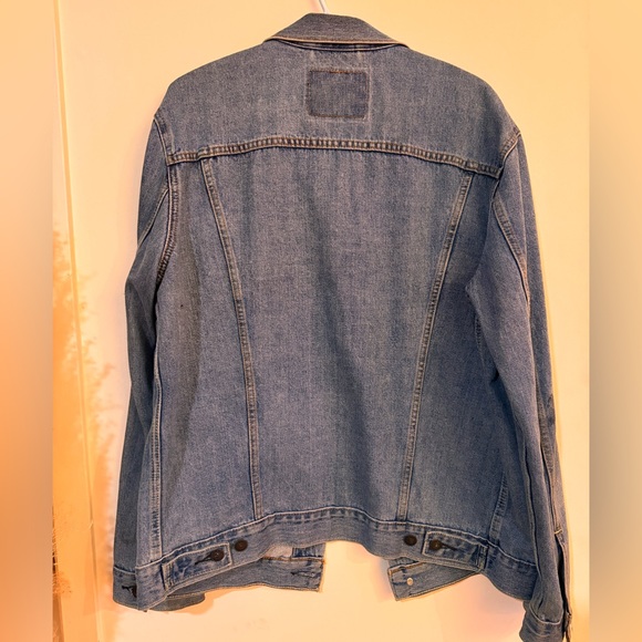 Vintage Levis Jean Jacket - Picture 2 of 4